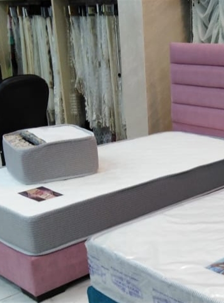 Closed Bed (Box Bed)